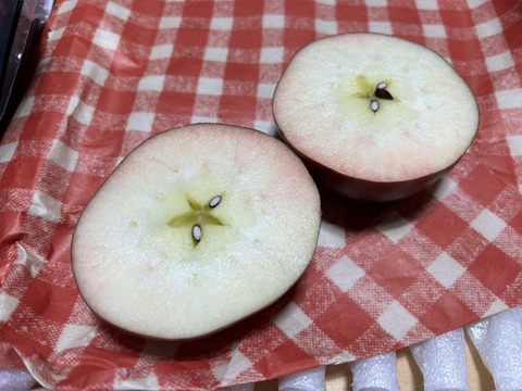 まるせい果樹園の紅の夢　訳あり　加工用　自家用　家庭用　　3kg　(6～15玉入り)　玉数指定不可　ｒｙ1