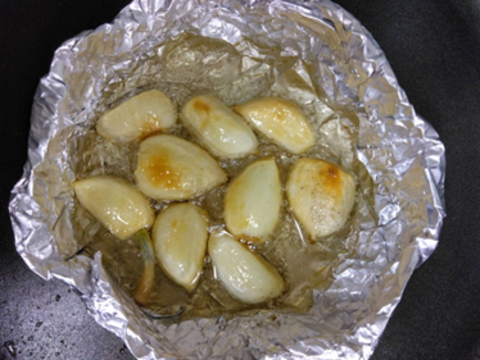 2025年新物　北海道産にんにく【ホワイト六片】バラ500g※一部皮むけあり