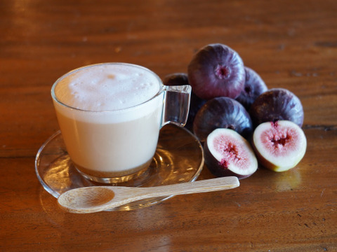 【淡路島シロップ/飲み比べ/3種のギフトBOX付】 (淡路島プレミアムジンジャーシロップ、淡路島ジンジャーシロップ、淡路島いちじくシロップ)