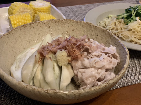 【人気沸騰中！】とろーり旨ナス　１ｋｇ（４個）