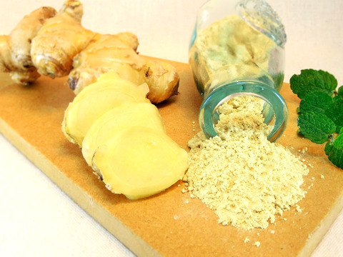 ピリッと辛い♪蒸し生姜パウダー20g×1袋（大分県産、栽培期間中農薬・化学肥料不使用、メール便発送）