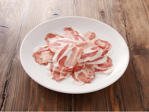 《放牧和豚》計900g 【みんなで鍋ならこれ！ヘルシーしゃぶしゃぶセット(3-4人前)】
ロース しゃぶしゃぶ 300g、モモ しゃぶしゃぶ 600g (300gパック×2)