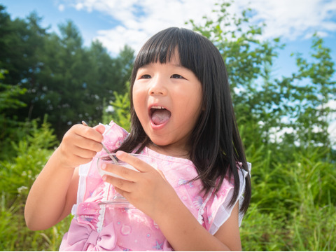 【子どもが喜ぶ夏イチゴ】と【濃厚!! 夏イチゴの甘酒『苺姫 無垢』】のセット!!  お歳暮・お祝い・お誕生日にオススメ