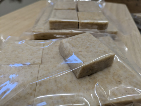 プチプチ玄米餅　脱気パック1キロ詰め