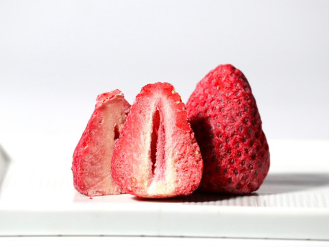 あまおうしみチョコ　いちご