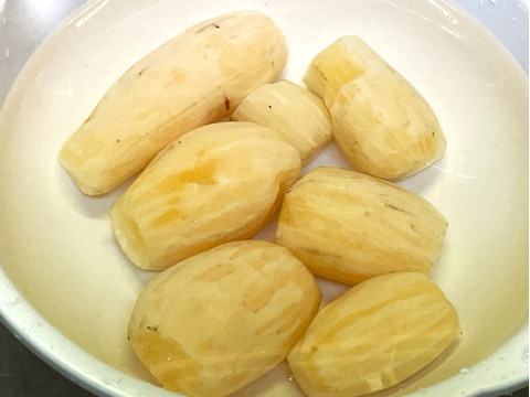 熟成ヤーコン ほんのり甘い健康野菜！群馬県産  1.8 kg