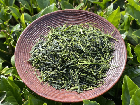 【新茶200g×1袋】全国生産量4%の希少なかぶせ茶を直売特別価格でお届け！かぶせ茶専門60年の老舗農家が愛情込めて育てたお茶で幸せをお届けします♪【７つの幸せポイント公開中】
