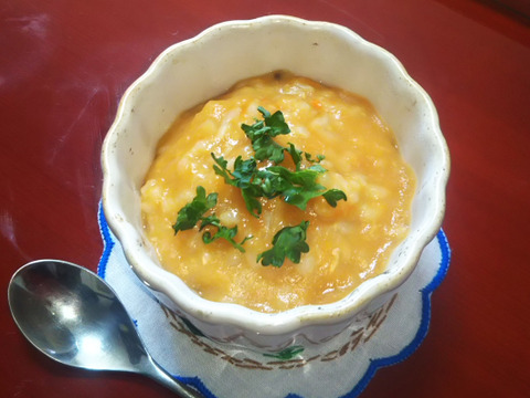 【女性に人気】「玄米とにんじんのお粥」1袋130ｇ入×20袋入
新潟アフコ秋山農場の玄米コシヒカリ100％使用