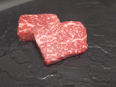 与助の牛　ドライエージング内ももと通常内ももの食べ比べセット（２００ｇ）