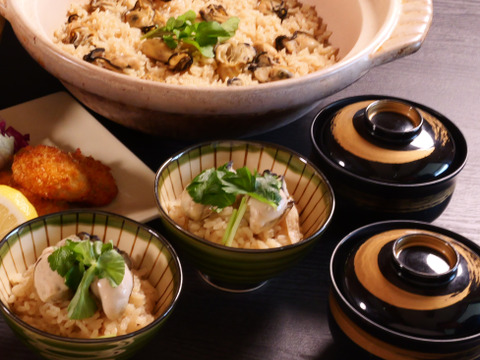 【冷凍】牡蠣がたっぷり！かきご飯の素（2合用）　炊飯器で炊くだけ！　生食用かき使用　ご自宅用に♪