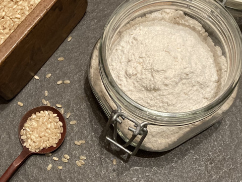 すっぴん玄米粉（５００g）自然栽培にこまる玄米を丸ごと製粉！香ばしい超微粉末でお菓子作りに最適！