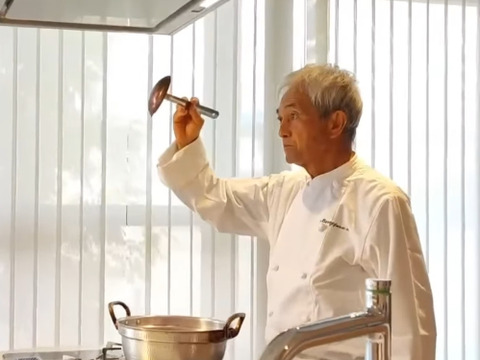 【超一流の神舌】銀座千疋屋元チーフパティシエが創るブランド桃🍑お試し特価キャンペーン約1kg☆朝どれ高級もも☆家庭用・贈り物にも最適な贅沢ギフト【7月下旬発送】