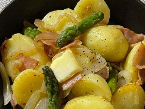 新じゃがピルカは、大きくずっしり詰め合わせ。約3キロプラス希少じゃがインカの目覚目、2キロ