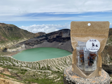 業界初⁉️
アーモンド入りポーションタイプハチミツ