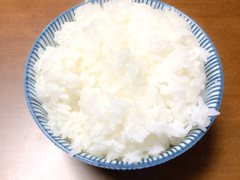 【農薬･化学肥料不使用玄米】この農園だけの美味しいお米【2kg】
