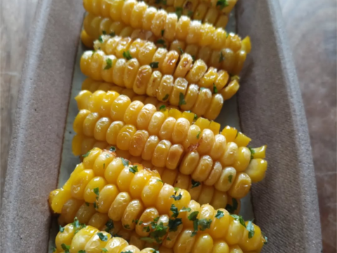 濃厚な甘みの🌽先端カット５本