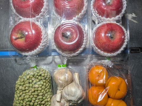 青豆、ニンニク、柿、リンゴ