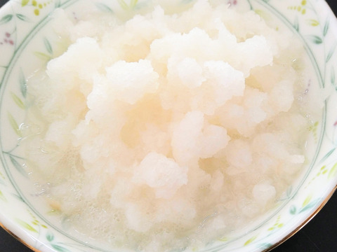 農薬不使用のミニ大根２本と乾燥生落花生250g　化学肥料も有機肥料も不使用です