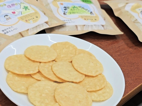 酒田やわた復興せんべい １袋 25g（デザインは17種類の中からランダムになります） - 山形県酒田市の被災農地で手刈りで収穫したお米で作ったせんべい