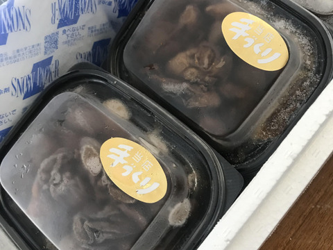 三重県産 浦村かきの佃煮 100ｇ入り 1パック 贈り物としても喜んでいただけますよ♪
浦村かき 牡蠣 かき カキ OYSTER ご飯のお供に 佃煮 お茶漬け お酒のアテにも おつまみに最高です！