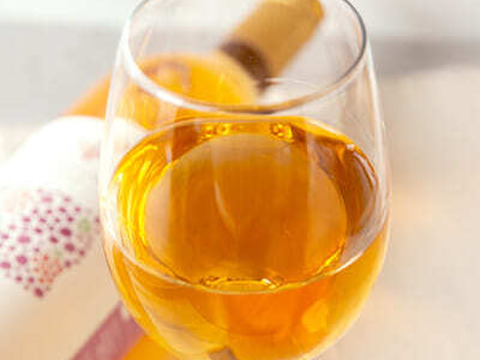 【夏ギフト】漆山果樹園ワイン2本セット★自家栽培デラウェアワインとシャインマスカット×ロザリオビアンコワインのセット「お中元熨斗対応可」