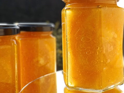 【セール50％OFF】まるごと★ゆずジャム　/　柚子　/　てんさい糖　/　甘さ穏やか　/　添加物不使用　/　12個まで60サイズOK　/