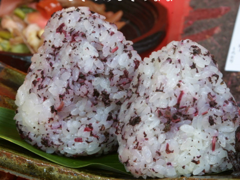 【お得なセット】岐阜郡上の梅　しそふりかけ　蜂屋柿　人気商品をセットに！