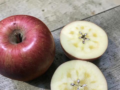 新規農家🔥初出品‼️応援よろしくお願いします🫶🏻
青森県産サンふじ🍎（家庭用・5kg）
まずは当園の味を知ってほしい！特別価格でご提供します！
