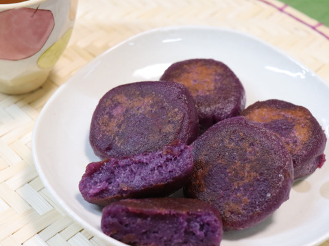 お菓子やパン、ジャムづくりに自然のむらさき色が映えます♪冷凍紫芋ペースト4kg