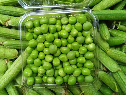 甘味グリンピース剝き身180ｇ×2パック