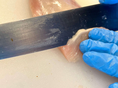 匠の技！食感活かした薄造り　さつま極み鶏大摩桜鶏刺し「えんがわ/薄造り」70ｇ【冷凍】