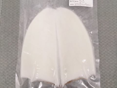 『イカの王様』長崎県産アオリイカ
下処理済み　身　ゲソ　軟骨　冷凍パック