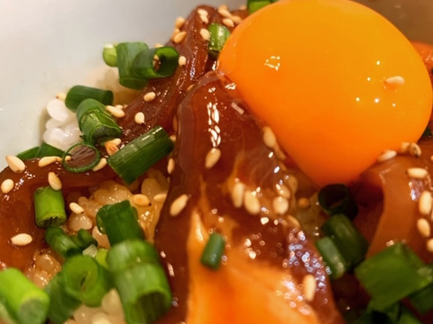 鶏刺し専門店まかない飯 漬け刺し丼 6パックセット (冷凍)さつま極鶏 大摩桜