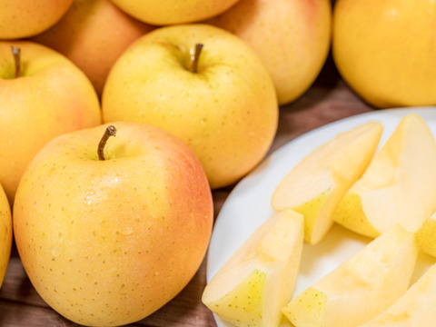 【訳あり/小玉】ぐんま名月&金星 甘い希少りんご詰め合わせ 4.5kg (16〜28個)