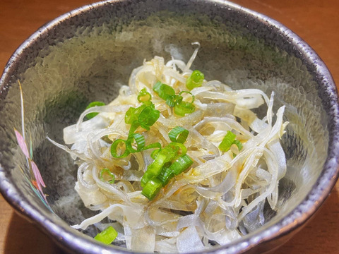 プルプルの激レア食材!鯉皮の湯引き千切り!2パック(1パック当たり100g前後)