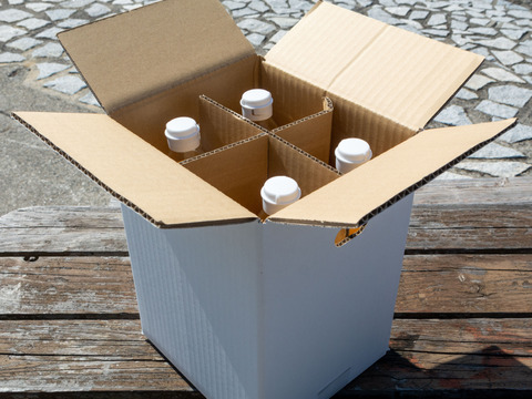 みかんの美味しさが詰まった！丸搾りみかんジュース 1000ml×4本