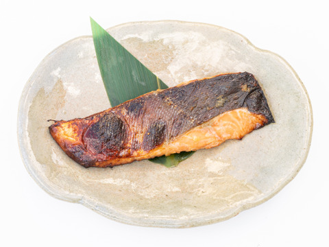 【４種食べ比べ】北海道知床産の鮭切り身４種味比べセット（塩麹・醤油麹・西京味噌・新巻鮭）完全無添加！