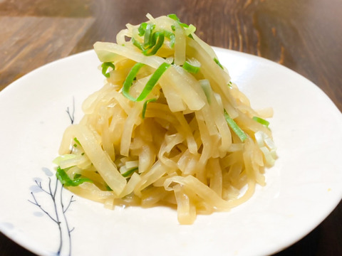 甘みと香りが立つ、島原の秋採れだいこん 5本【冬ギフト】