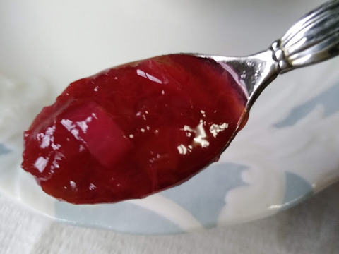 欧米伝統の味❢ルバーブ＆ラズベリーコンフィチュール（ジャム）【110ｇ】