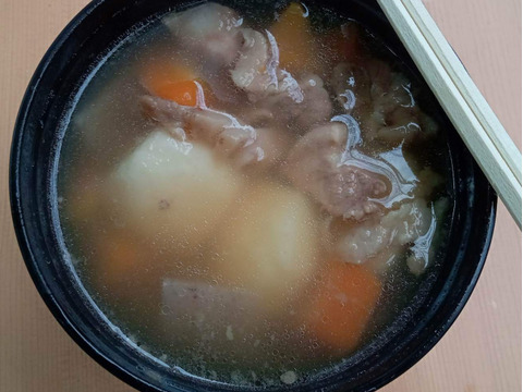 奥出雲やっちゃん農園農薬不使用　自然栽培野菜　里芋1キロ