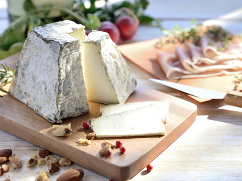 ジャムとの相性◎牛と山羊のさわやかチーズとお菓子のおやつセット⑤【熨斗対応可】