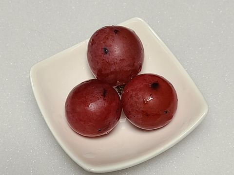 🆘雹被害の為傷多め訳有り粒ご家庭用
訳アリ粒パック🍃クイーンニーナ粒
　　【450g程度粒２Ｐ/約900g位】
　　　再追加◆数量限定販売中