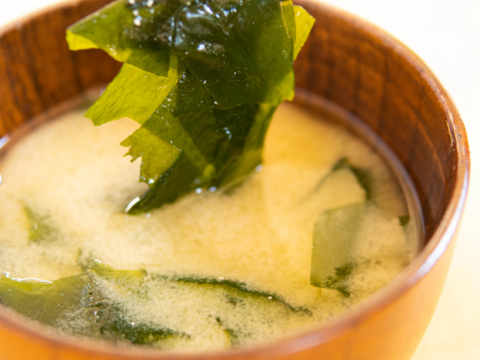 【青森県佐井村産】　塩蔵わかめ　300ｇ (150g×2袋)