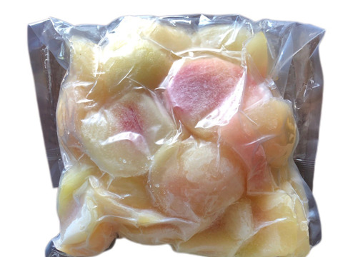【新桃】冷凍桃（福島県須賀川市産）1kg　　完熟桃の皮をむき、カットしただけ！