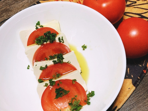 《飲食店様向き》温泉成分の地下水で栽培! 昔懐かしい味わいの 「鹿野高原トマト」(3kg・バラ)