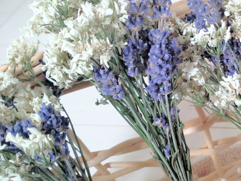 【単品☆🏣ゆうパック】ラベンダーとオルレアのミニサイズのドライフラワー❀５束セット❀現品限り☆長さ約15cm〜20cm❀吊り下げ用の麻ひも付き