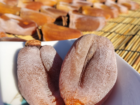 干し柿の最高峰！甲州百目柿『枯露柿』2号箱12個入