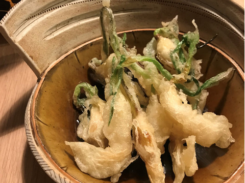 【残暑限定セール】根と芽も丸ごと食べられる！ロケット発芽にんにく『30本』＋訳あり品5本　岐阜産クリーンルーム水耕栽培　　　スプラウトにんにく