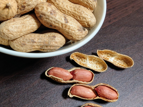 〜種まきから焙煎まで〜千葉県産煎り莢落花生　180g×2p