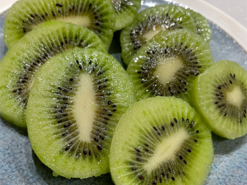 翠珠の宝石！キウイ　秀優品　1.5kg